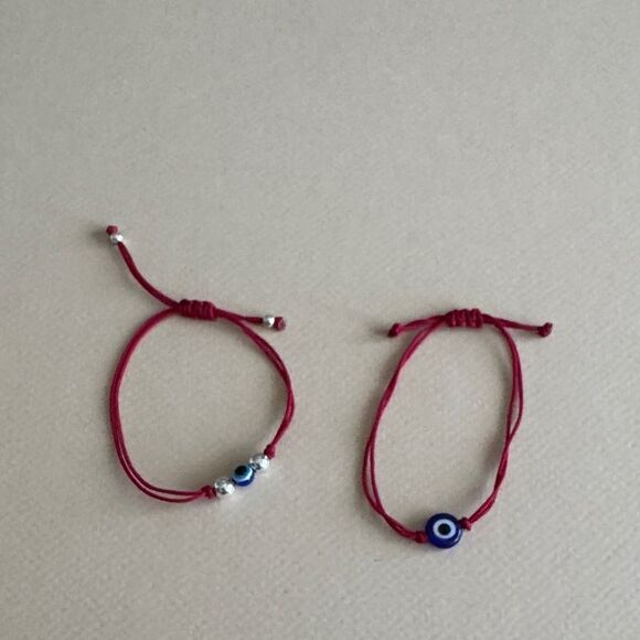 Red String Bracelets with Evil Eye Charm R887 - Picture 1 of 2